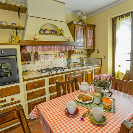 Apartment Locazione Turistica Il Farinaio-2 Cortona